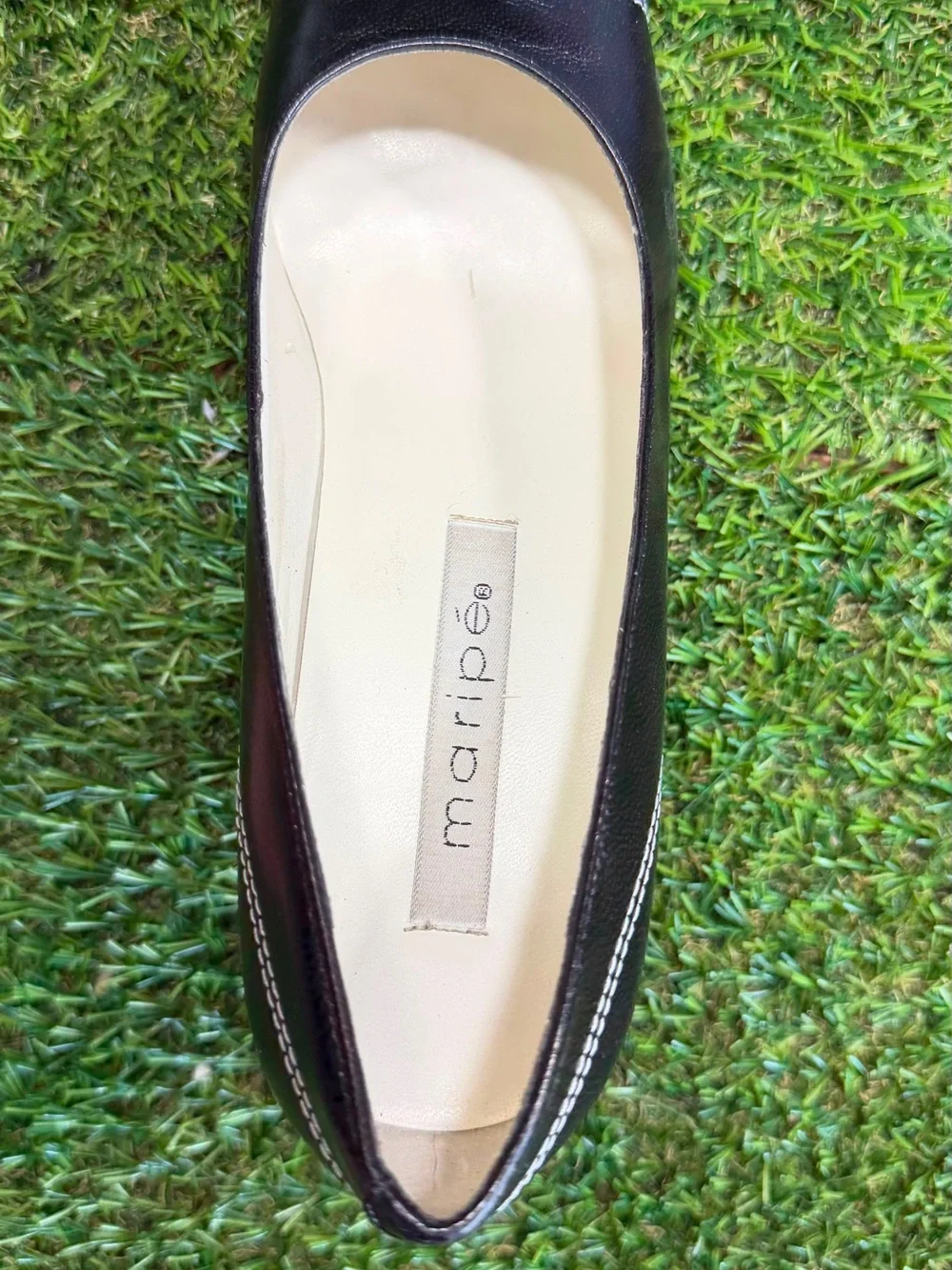 Maripé Ashley Black Leather Pumps Square Toe White Stitch Heels Size 6.5 M Boxed